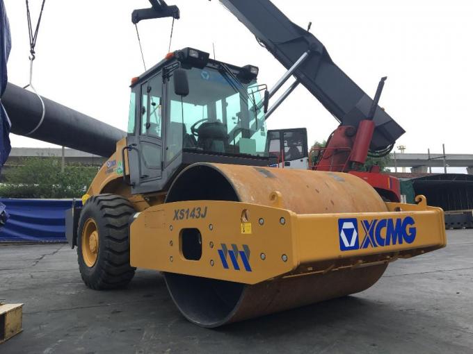 Compactor ролика барабанчика 14T с грейдером цапфы XS143J 14T XCMG Vibratory