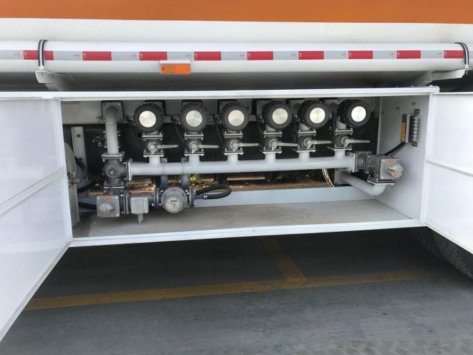 Тележка топливного бака 336 ЕВРО 2 HOWO, тележка нефтяного танкера 25CBM 20 тонн полезной нагрузки 4
