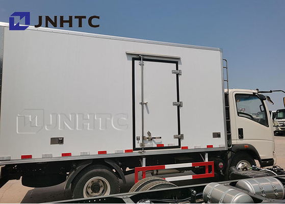 SINOTRUCK Howo 4x2 Refrigerated тележки для мяса 266hp