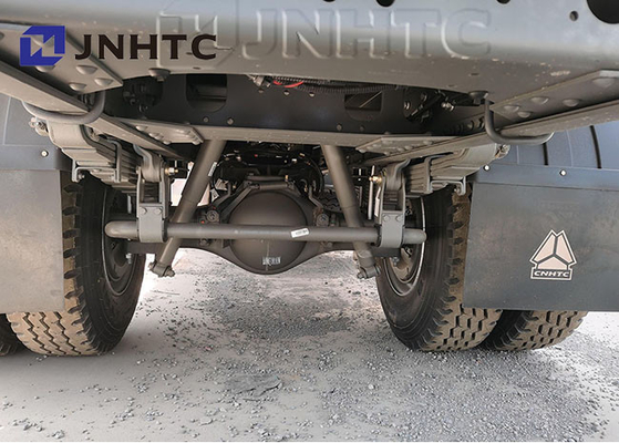 SINOTRUCK Howo 4x2 Refrigerated тележки для мяса 266hp