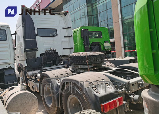 Тип тележки LHD трактора Sinotruck Howo 6x4 управляя