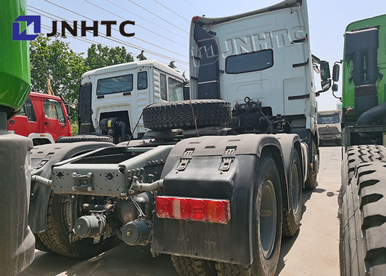 Тип тележки LHD трактора Sinotruck Howo 6x4 управляя