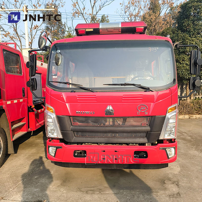 Новый SINOTRUCK Howo 4x2 легкий пожарный грузовик с насосом воды