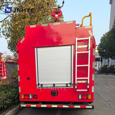 Новый пожарный грузовик Howo 5000L Водяная пеновая цистерна 4X4 пожарный грузовик Хорошая цена