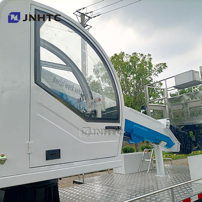 Грузовик с рабочей платформой 4х2