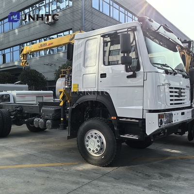 Лучший дизельный грузовик HOWO 4x4 6 колесный шасси с краном высокого качества