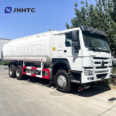 Хорошая цена Sinotruk Howo Нефтяной танк грузовик 6X4 400HP LHD Дизельное топливо Нефтяной танк грузовик