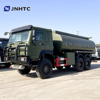 Горячий Sinotruk Howo Нефтяной танк грузовик 6x6 Всеприводный LHD Дизельное топливо Нефтяной танк грузовик Для продажи