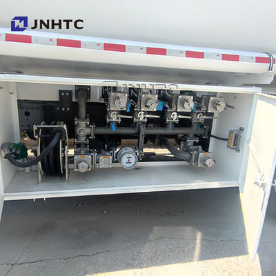 20 кубометров Автоцистерна для перевозки нефти