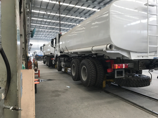 Кровать модельное ЗЗ1257Н4347Н1/С0ВА-5 тележки нефтяного танкера одного Синотрук Хово А7 20 Кбм
