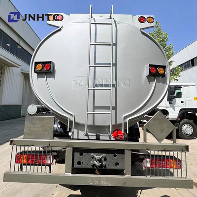 Sinotruk Howo Нефтяной танк грузовик 6X4 400 л.с.п. LHD Дизельное топливо Нефтяной танк грузовик Хорошая цена