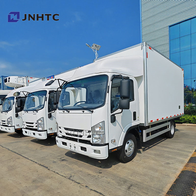 ISUZU 10 тонн полезной нагрузки 4x2 6x4 Box Van Cargo Truck с двигателем 205hp 240hp