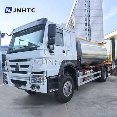 Новый Sinotruk Howo 6-колесный топливный танк 10000 литров Нефтяной танк с профессиональной настройкой
