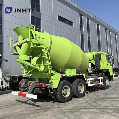 SINOTRUK HOWO 6X4 8CBM Счетчики Дизельный двигатель Гидравлические бетономешалки