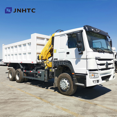 Самосвалы Sinotruk Howo 6x4 371 л.с. с краном 10 тонн, Сингапур, кран-манипулятор с телескопической стрелой