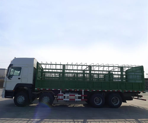 60 тонн тележки груза LHD ручной 8x4 Sinotruk Howo