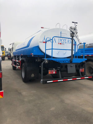 Ручная тележка цистерны с водой 10000L 4x2 с передним задним спринклером