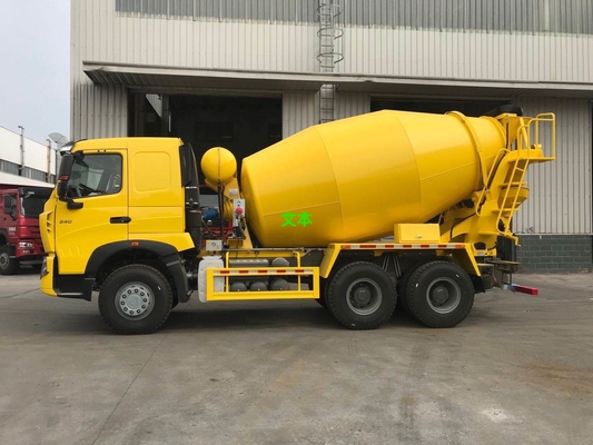 Тележка танка смесителя HC16 Sinotruk 10M3 с насосом и мотором Италии