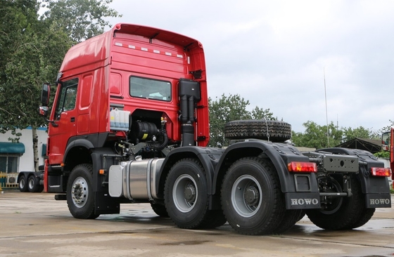 Красное Sinotruk Howo 6x4 Semi основное - тележка трактора Уилера тележки 10 двигателя