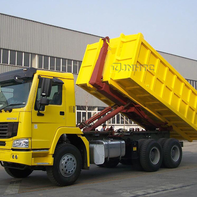 Мусоровоз крена руки крюка SINOTRUK HOWO 6x4 для ненужной погани хлама