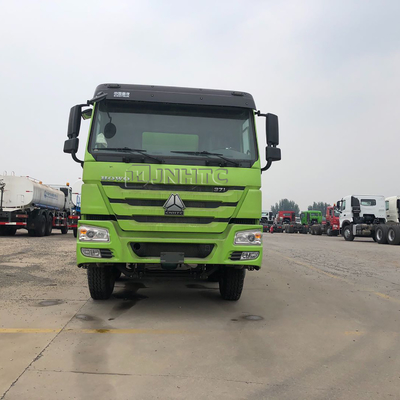 Автоцистерна мазута тележек 8x4 38000L обязанности света HOWO Euro2 Euro4 коммерчески