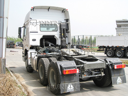 Тележки прицепа для трактора сварочного трактора 6x4 RHD Sinotruk HOWO в Танзании
