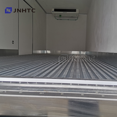 Холодильник замораживателя тележки доставки контейнера HOWO 6x4 Refrigerated вакционная 20 тонн