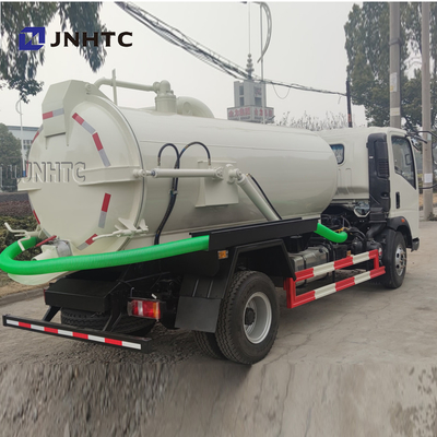 Евро 3 Rhd LHD тележки всасывания нечистот Sinotruk HOWO 4X2 5000 литров