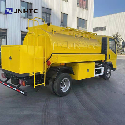 Новая модель 3000l тележки топливного бака 4x2 света Sinotruk Howo