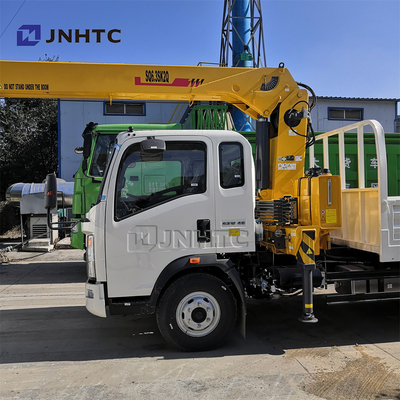 Тележки обязанности света SINOTRUK HOWO 4X2 коммерчески с КРАНОМ RHD тележка 10 тонн