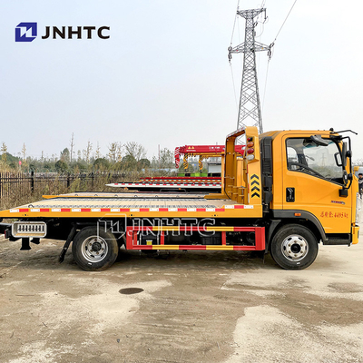Реклама обязанности света Sinotruk HOWO 4x2 5TON перевозит планшетный эвакуатор на грузовиках вредителя