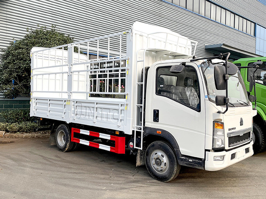 Реклама обязанности света Sinotruk Howo 4x2 перевозит светлый кол на грузовиках 5-10T тележки груза