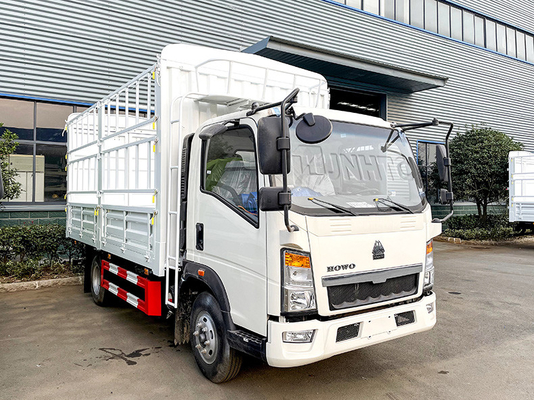 Реклама обязанности света Sinotruk Howo 4x2 перевозит светлый кол на грузовиках 5-10T тележки груза