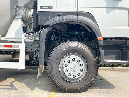10 тележка конкретного смесителя Sinotruk HOWO 9m3 колес